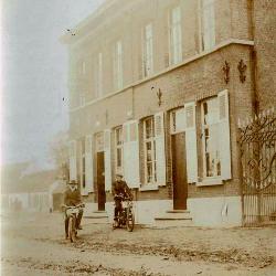 Het Huis Bekaert in Merendree