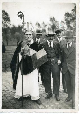 Sint-Amandus op inhuldiging pastoor Leon Braet