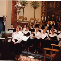 Het kerkkoor van Zeveren aan het eind van de jaren 1990