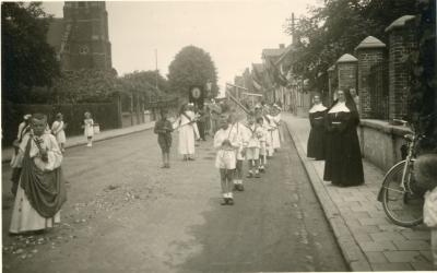 Processie ter ere van Onze-Lieve-Vrouw in Hansbeke