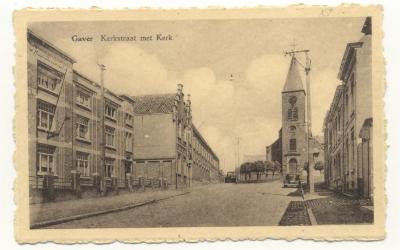 Kerkstraat met Kerk Gavere