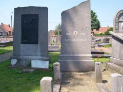 Oorlogsgraf Raymond Opsomer op begraafplaats Deinze