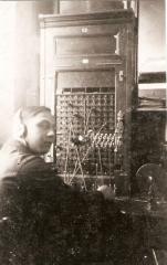 Telegrafie/telefoonkantoor in het stationsgebouw van Olsene